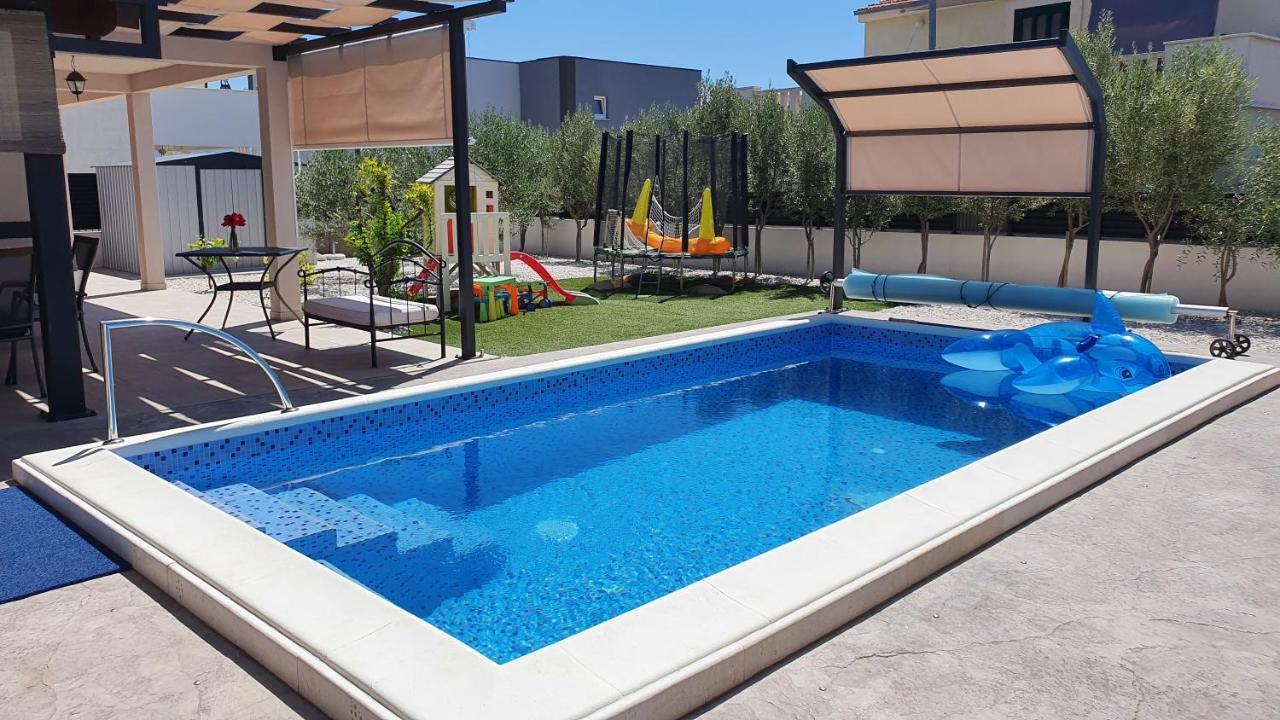 Villa Fides With Private Pool, Garden And Sea View Kaštel Novi Zewnętrze zdjęcie