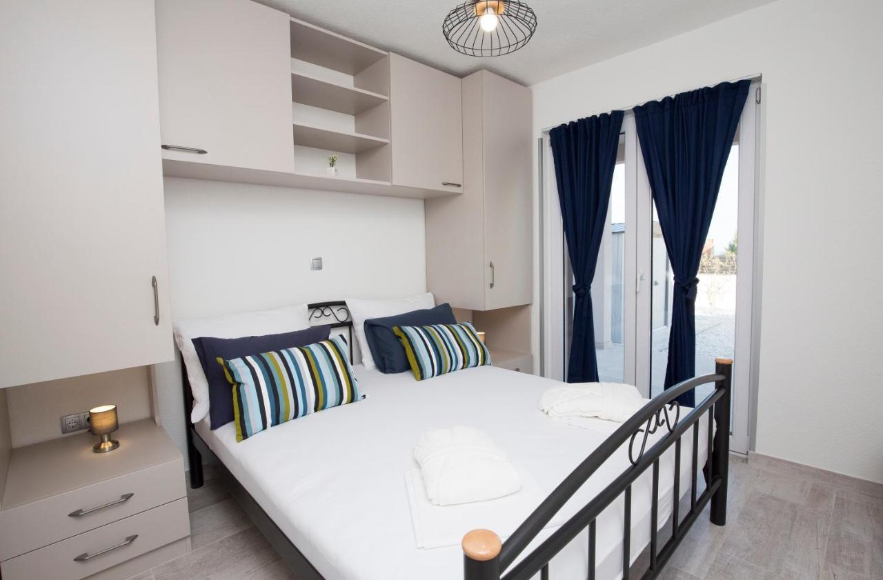 Villa Fides With Private Pool, Garden And Sea View Kaštel Novi Zewnętrze zdjęcie