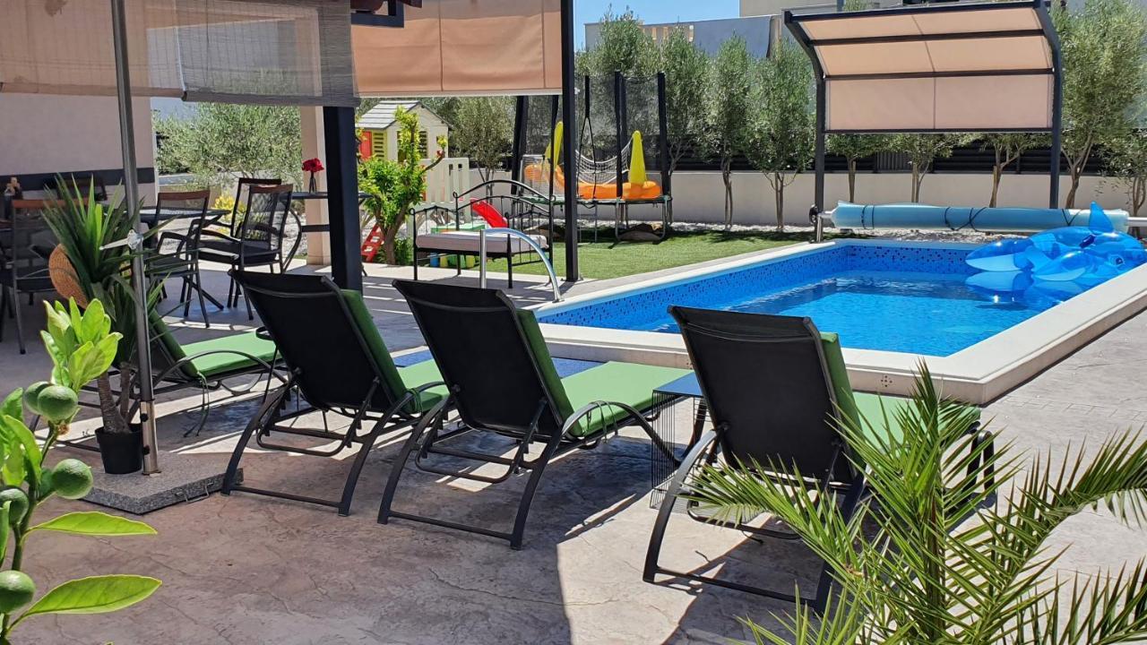 Villa Fides With Private Pool, Garden And Sea View Kaštel Novi Zewnętrze zdjęcie